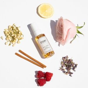 2/$20✨️Ouai Wave Spray✨️